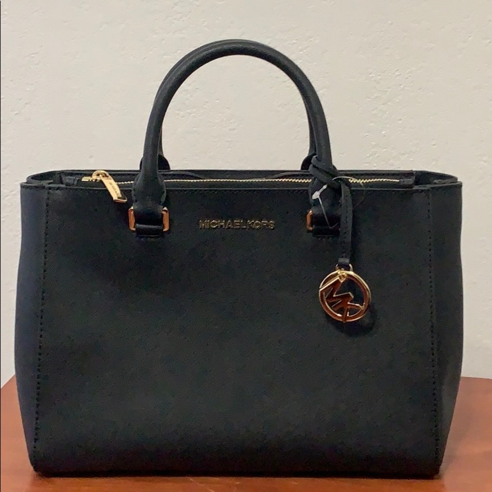Michael Kors Kellen Medium Leather Satchel